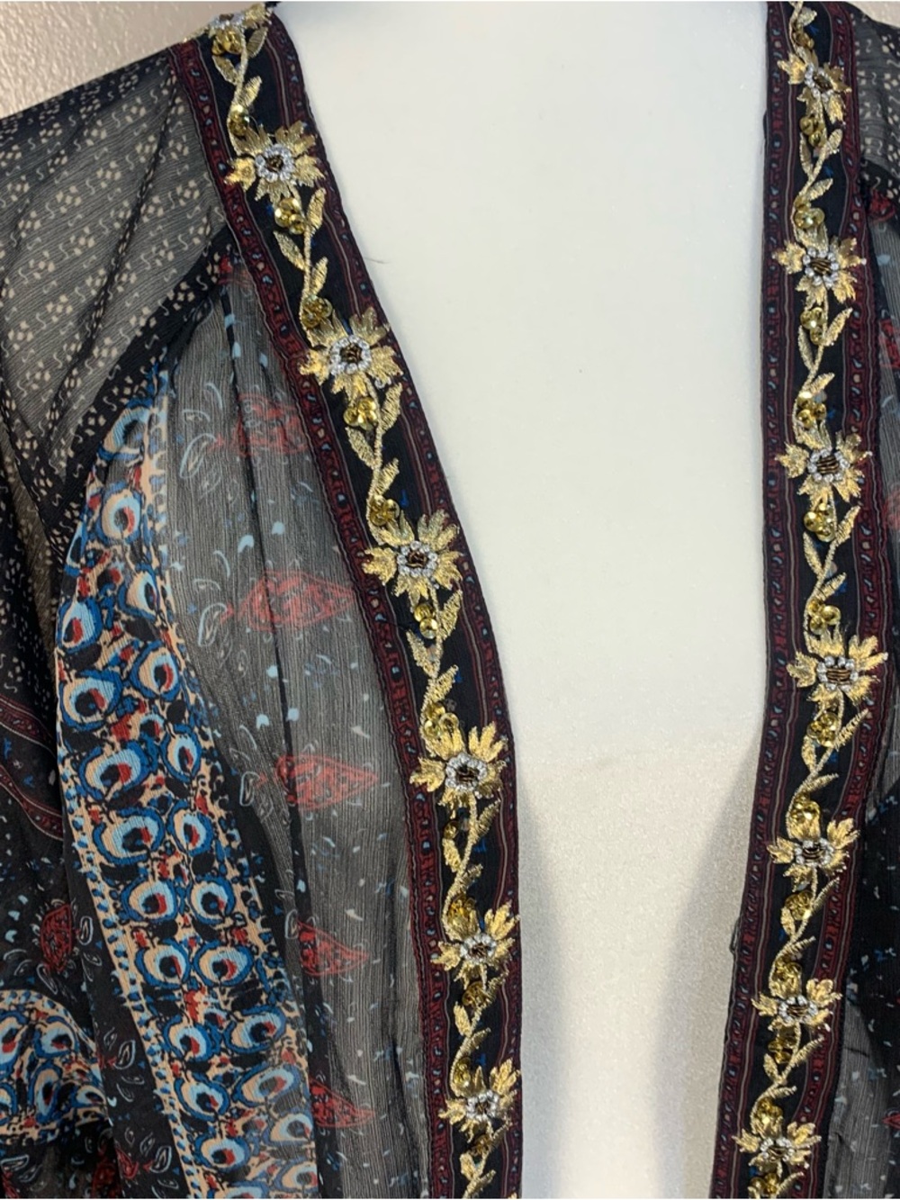 Soft Surroundings Sheer Embroidered Sequin Duster Kimono - Picture 3 of 11